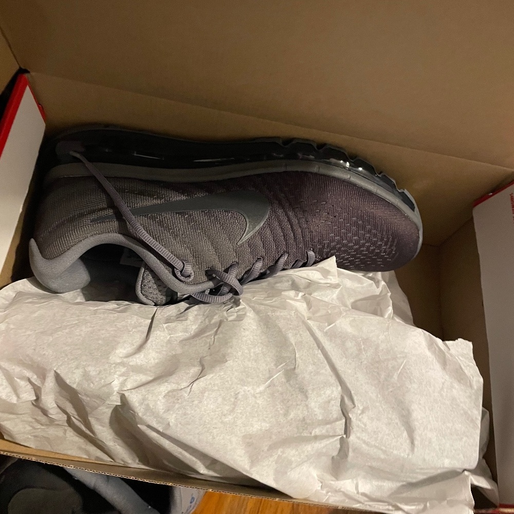 Nike AirMax 2017